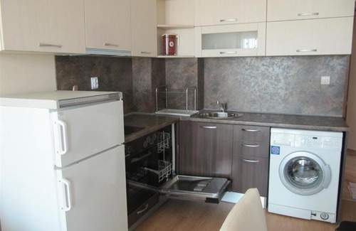 Pomorie Appartement | Rayski zalez