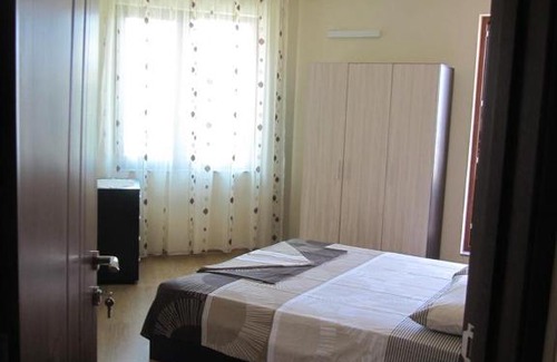 Pomorie Appartement | Rayski zalez