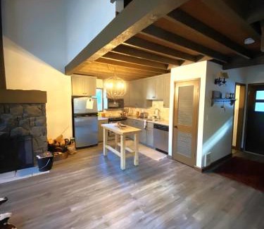 Black Butte Ranch Maison | RC8 - Cute & Cozy Cabin