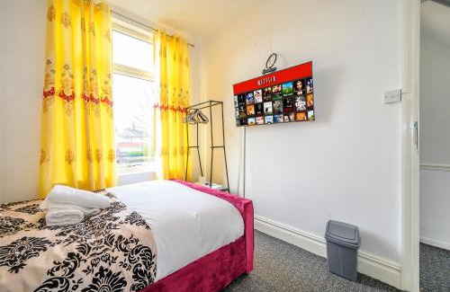 Beeston Maison | -RD15CFA- For Relaxed and Cosy stay with Free Parking