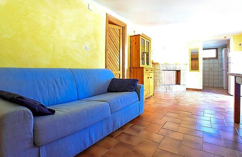 Centro Commerciale Appartement | Reach from this practical apartment, after only a few meters, the sandy beach of Platamona.