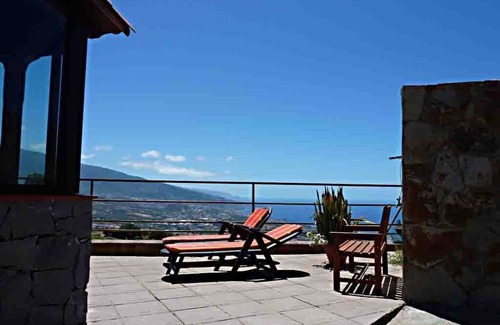 Las Cuevas Maison | vraie finca canarienne avec vue sur la mer et le Teide, piscine, barbecue, parking
