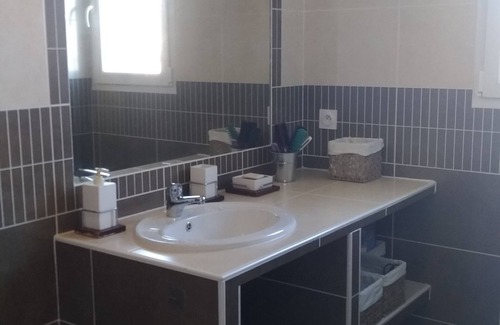 Orgnac-l'Aven Maison | Maison individuelle récente avec piscine privée sur 2 000 m2 de terrain privé