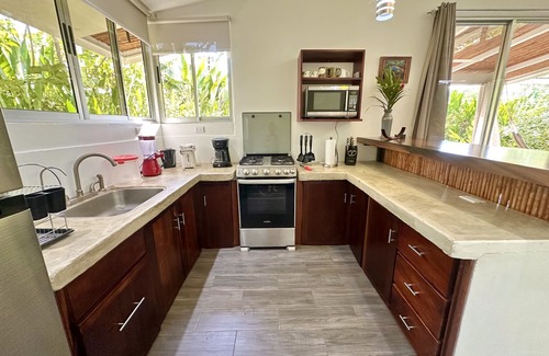 Puerto Jimenez Maison | Recently Constructed Modern 1 Bedroom Vacation Home