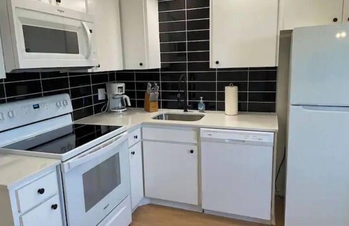 Central Oklahoma City Copropriété | Recently remodeled two bedroom condo in Okc