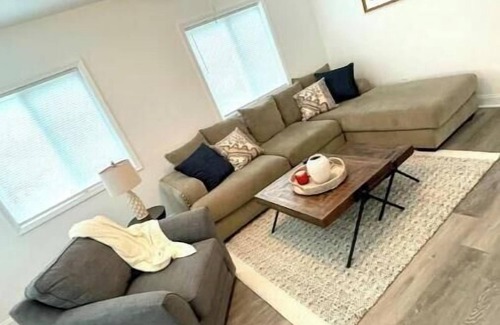 Pine Mountain Maison | Recently Renovated Near Callaway Gardens