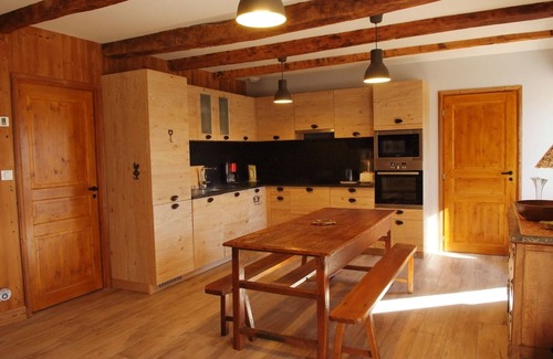 Cheylade Maison | Gîte récemment rénové pour six personnes dans la vallée du Puy Mary