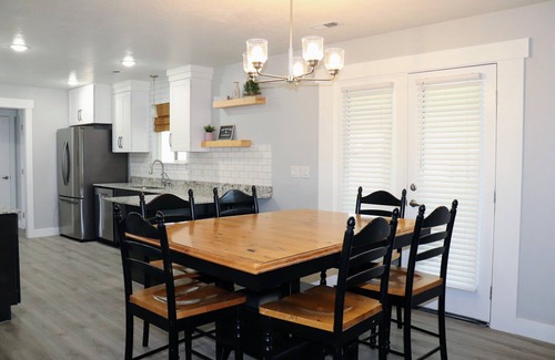 Lindon Maison | Recently Renovated, great location, close to freeway, lakes, slopes, and more.