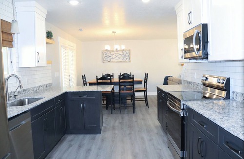 Lindon Maison | Recently Renovated, great location, close to freeway, lakes, slopes, and more.