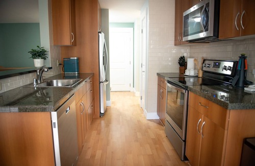 Esperance Copropriété | Recently Updated 2BD Condo in Edmonds WA - Great Location!