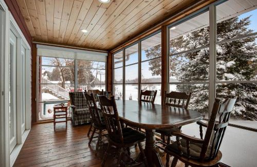 Arbor Vitae Maison | Red Arbor Retreat