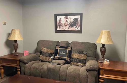 Shawnee Cabine | Red Barndominium
