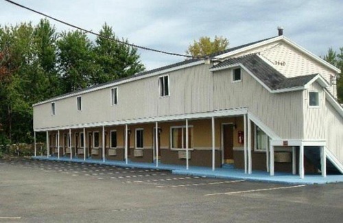 Orchard Park Hôtel | Red Carpet Inn Orchard Park