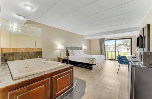 Somerton Hôtel | Red Carpet Inn & Suites