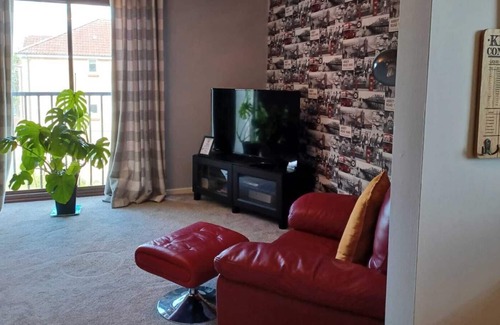 Dunstable Appartement | RED DOOR MALT-Huku Kwetu (Dunstable)