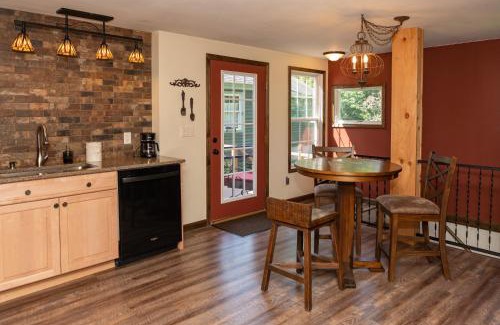 Cazenovia Maison | Red Fox Run B&B