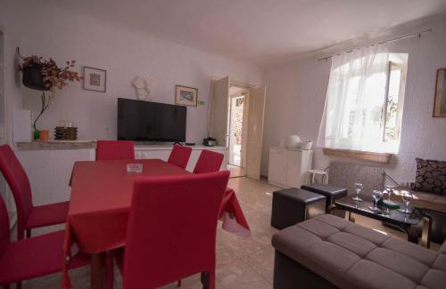 Veli Losinj Maison | Red House Veli Lošinj