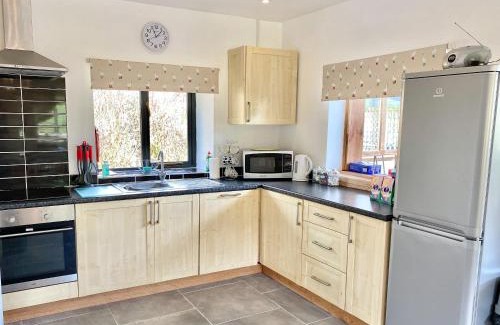 Tirabad Maison | Red Kite Cottage