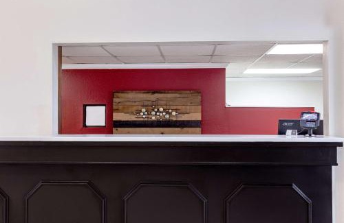 Mitchell Hôtel | Red Lion Inn & Suites Saint Louis