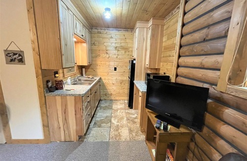 Phillips Maison | Red Pines - Elk Lake #6A | Studio, 1 Bath