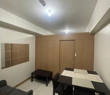 Legazpi Village Appartement | Red Residences Chino Roces Makati
