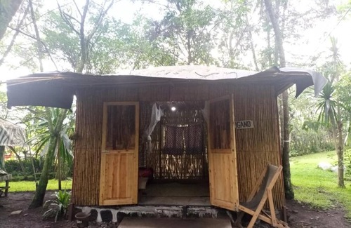 Nyakinama Maison | Red Rocks Rwanda - Cottage en bambou