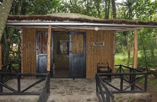 Nyakinama Maison | Red Rocks Rwanda - Cottage en bambou