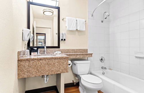 Cortland Hôtel | Red Roof Inn Cortland