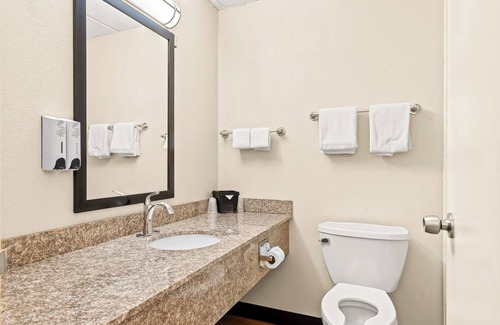 Cortland Hôtel | Red Roof Inn Cortland