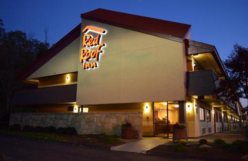 Barton Hôtel | Red Roof Inn St Clairsville - Wheeling West