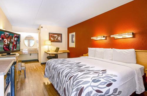 Barton Hôtel | Red Roof Inn St Clairsville - Wheeling West