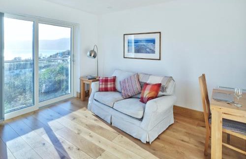Lochaline Appartement | Red Watch Apartment
