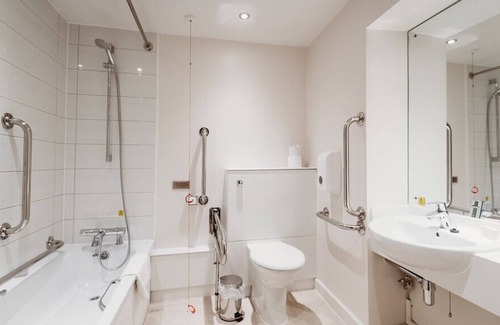 Clayhall Hôtel | Redbridge Lodge