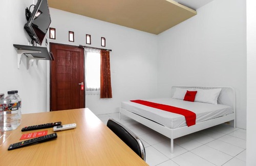 Jakarta Maison | RedDoorz @ Jagakarsa 2