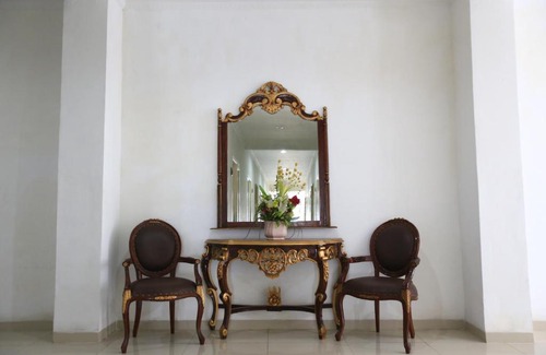 East Jakarta Maison | RedDoorz @ Jatiwaringin
