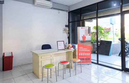 West Semarang Maison | RedDoorz near Ahmad Yani Airport 3