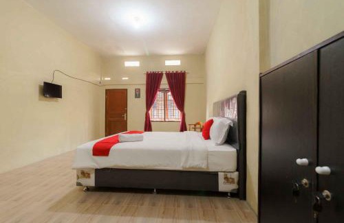 Berastagi Maison | RedDoorz near Bukit Kubu Berastagi