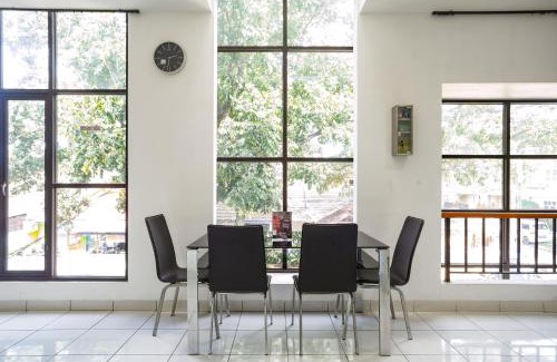 Serpong Maison | RedDoorz near Eka Hospital BSD City