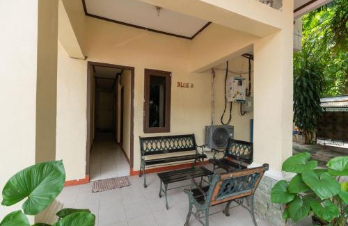 Gandaria-selatan Hôtel | RedDoorz near Pondok Indah Water Park