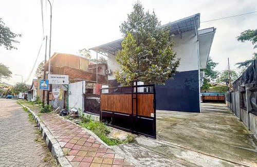 Karawaci Hôtel | RedDoorz near RS Hermina Tangerang
