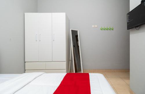 Tangerang Hôtel | RedDoorz near RS Sari Asih Cipondoh