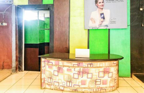 Tangerang Hôtel | RedDoorz near RS Siloam Karawaci