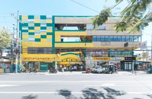 Muntinlupa Hôtel | RedDoorz near SM City Muntinlupa