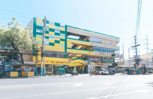 Muntinlupa Hôtel | RedDoorz near SM City Muntinlupa
