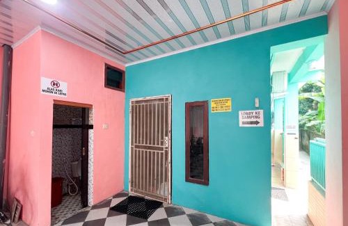 Mojokerto Hôtel | RedDoorz near Sunrise Mall Mojokerto