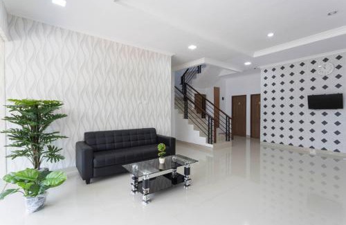 Serpong Maison | RedDoorz Plus @ Boulevard Residence BSD