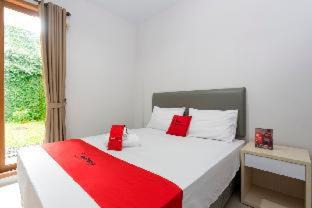 Cilandak Maison | RedDoorz Plus near Cilandak Town Square 2