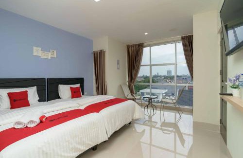 Serpong Hôtel | RedDoorz Plus near Eka Hospital BSD 5