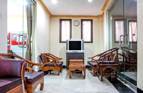 Setiabudi Maison | RedDoorz Plus near Isola UPI