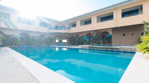 Luisiana Hôtel | RedDoorz Plus near Municipality of Luisiana Laguna
